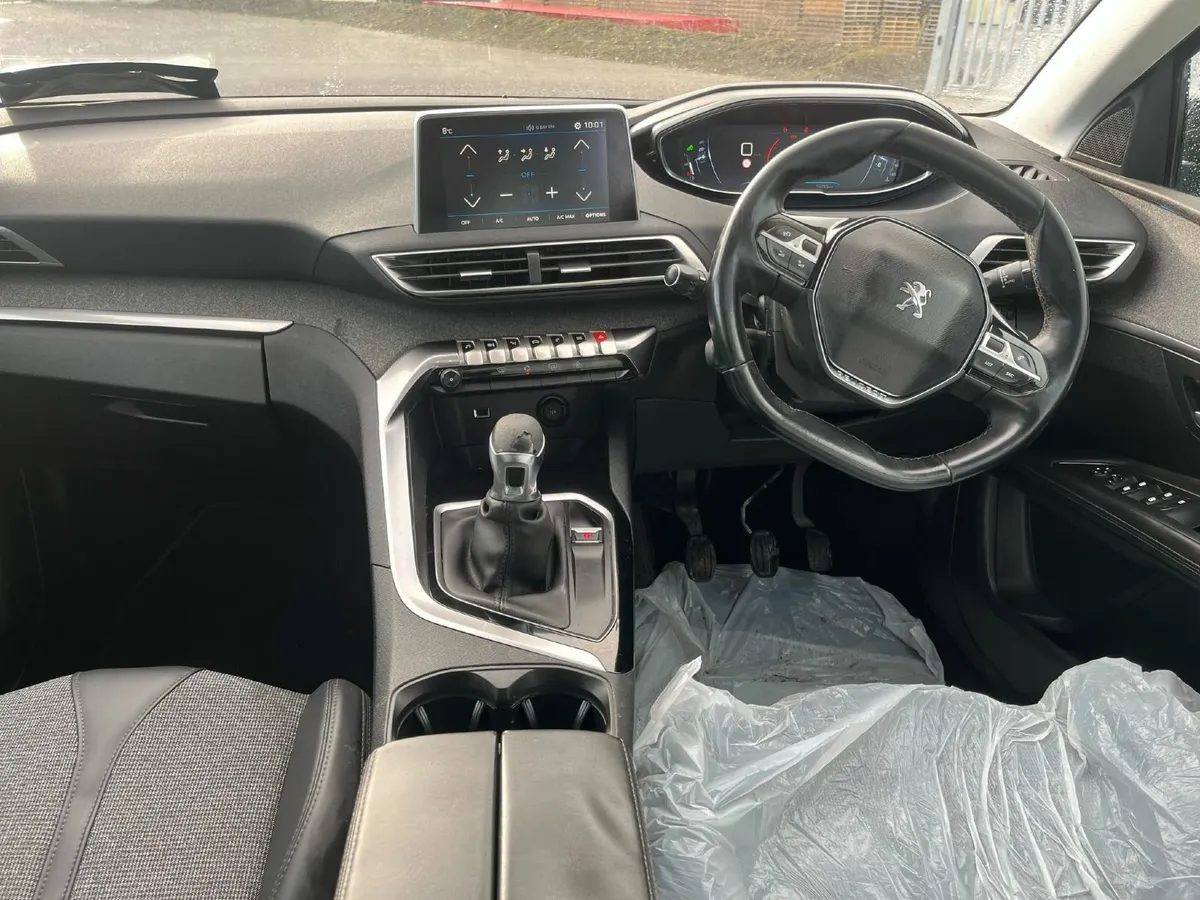 Peugeot 3008 - Image 3