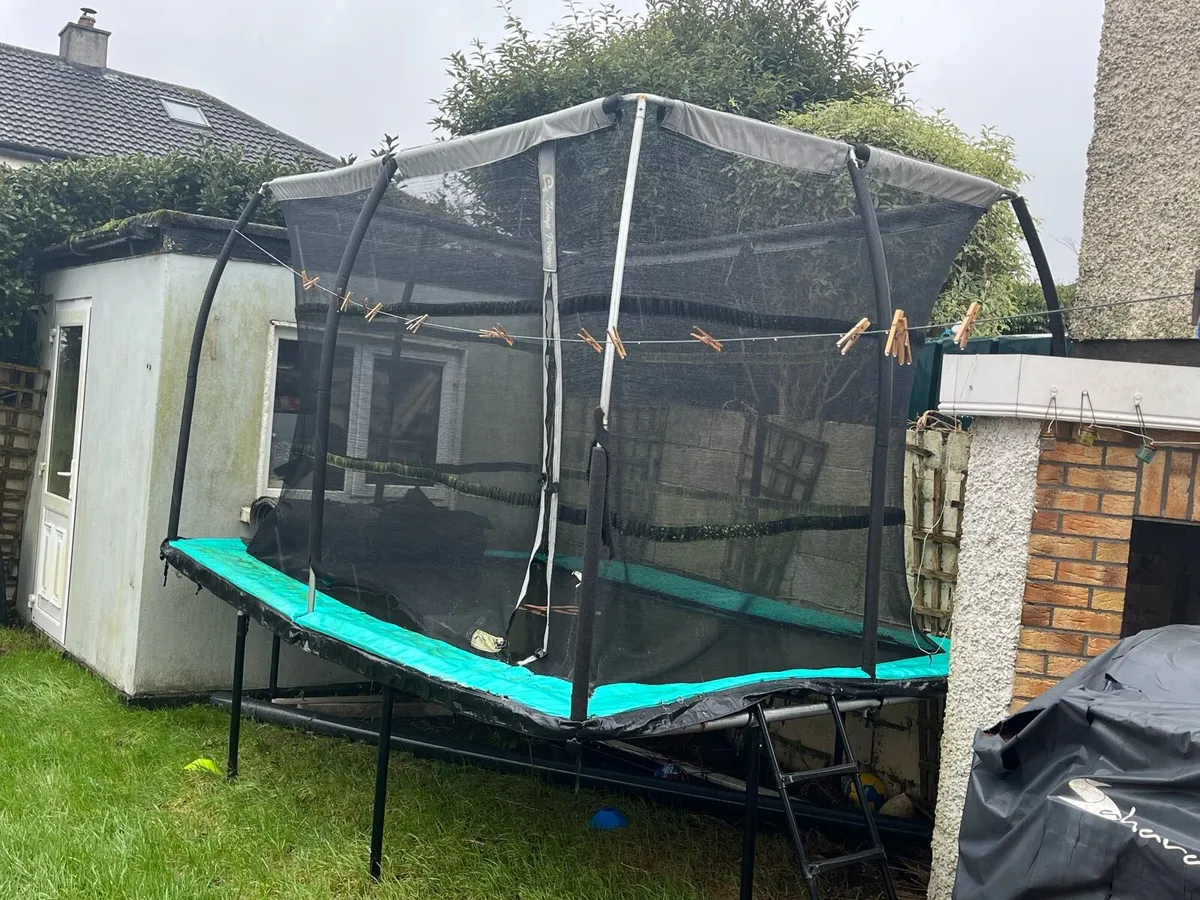Trampoline - Image 2