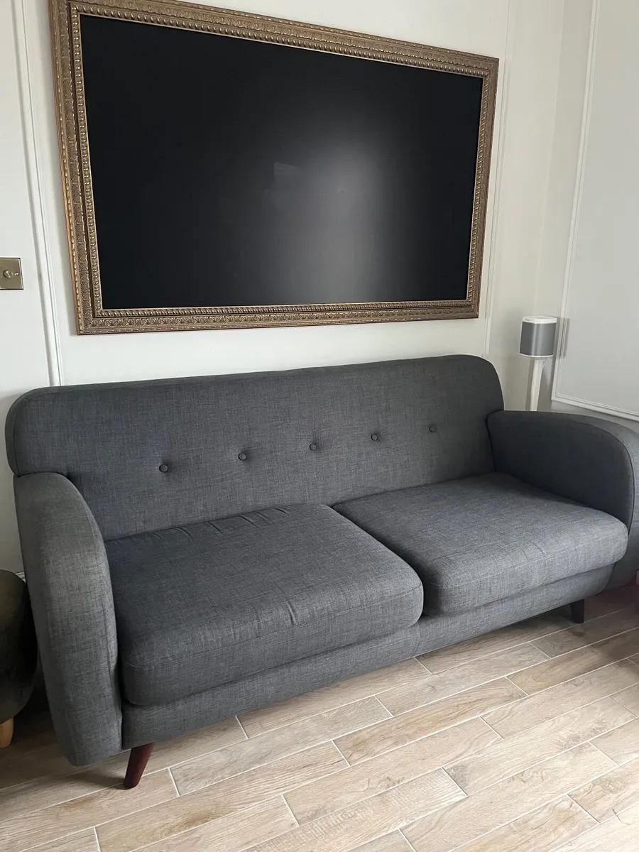 DFS sofa - Image 3