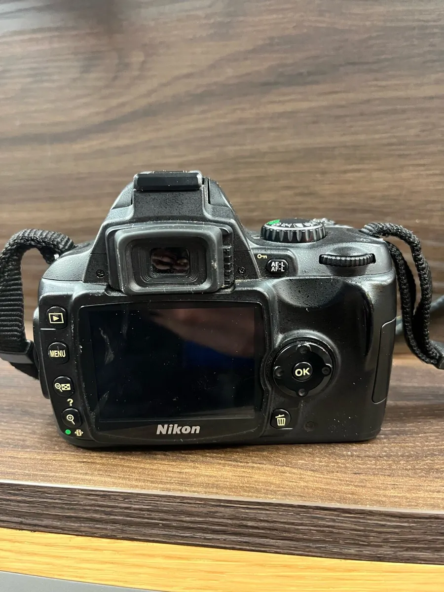 Nikon D40 - Image 2