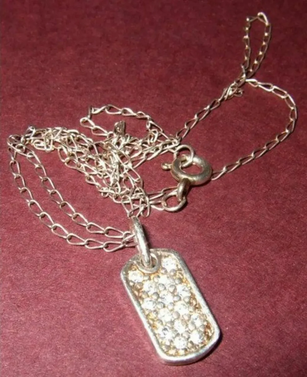 Vintage Hallmarked Silver / Diamond Pendant - Image 2