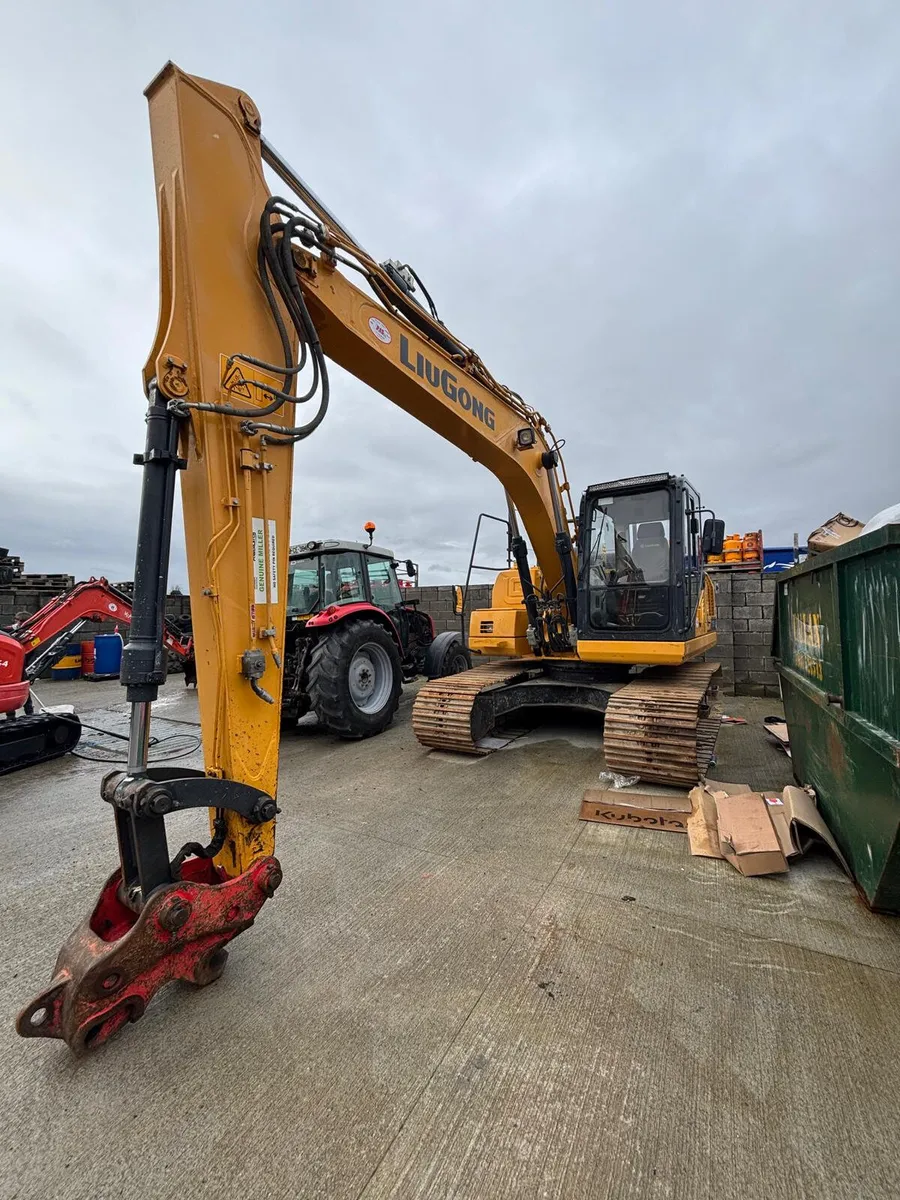 2021 LiuGong 915E Excavator - Image 1