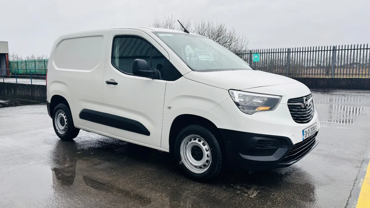 2021 Opel Combo 1.5 €9,950 + VAT - Image 3