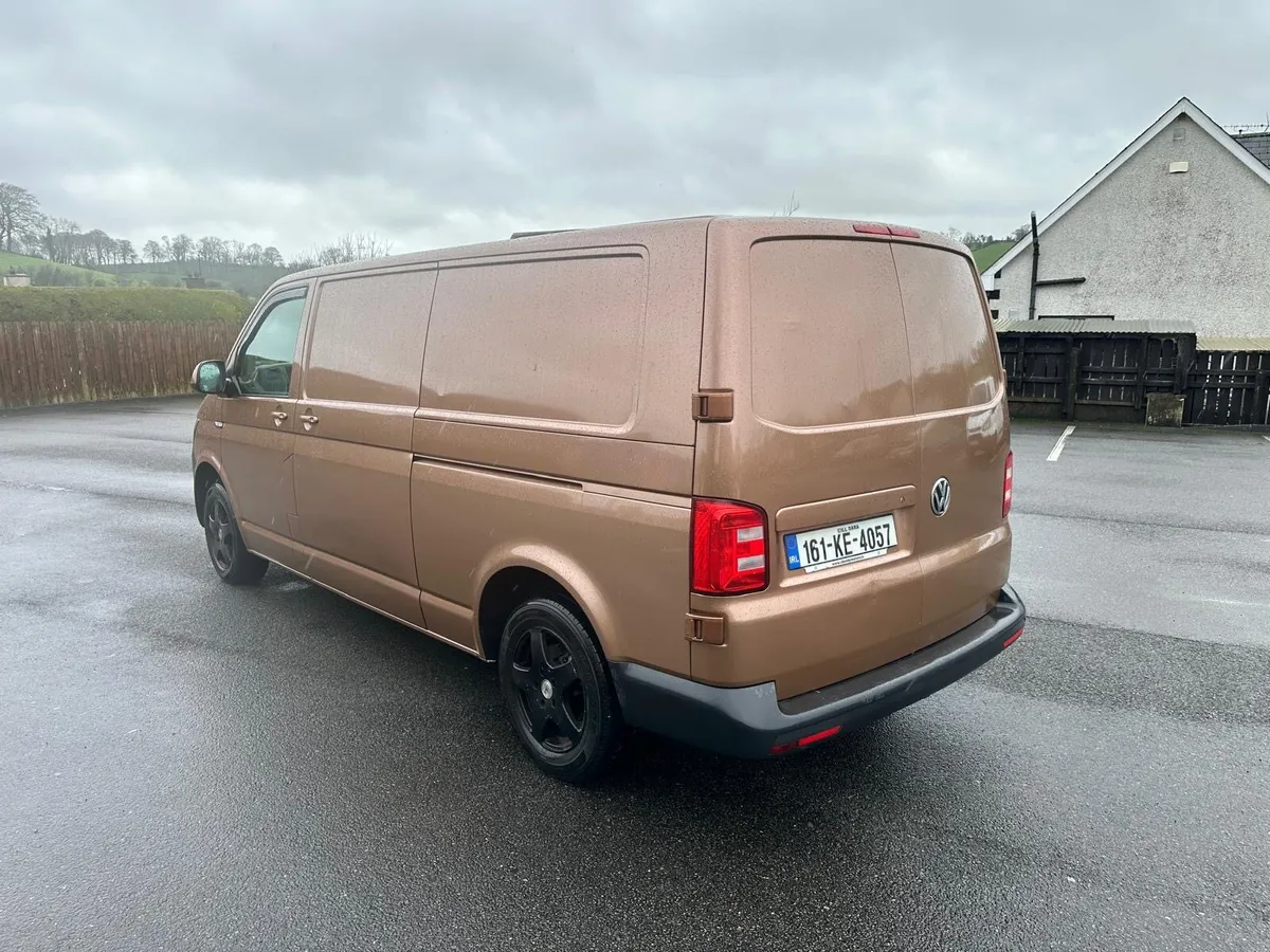 VW Transporter - Image 4