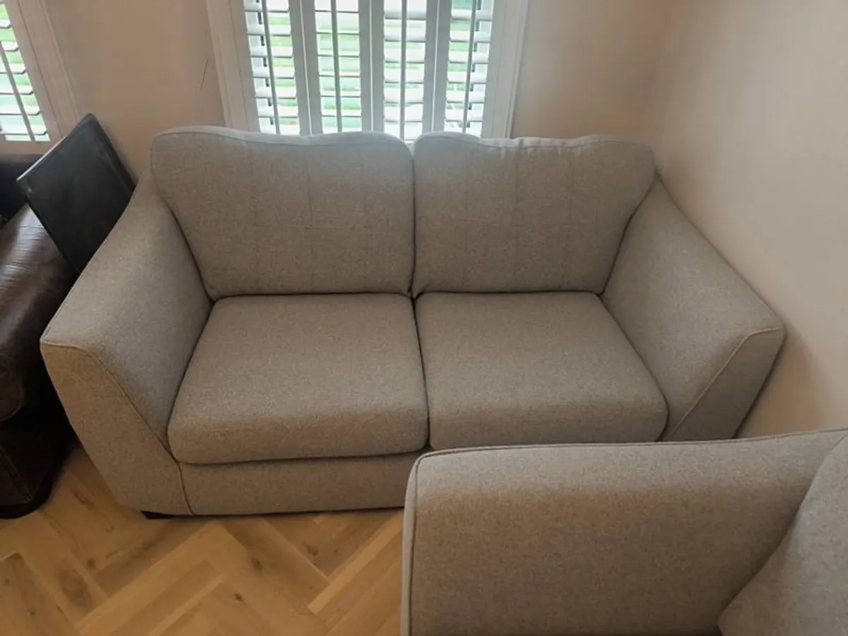 3+2 Sofa's - Image 2