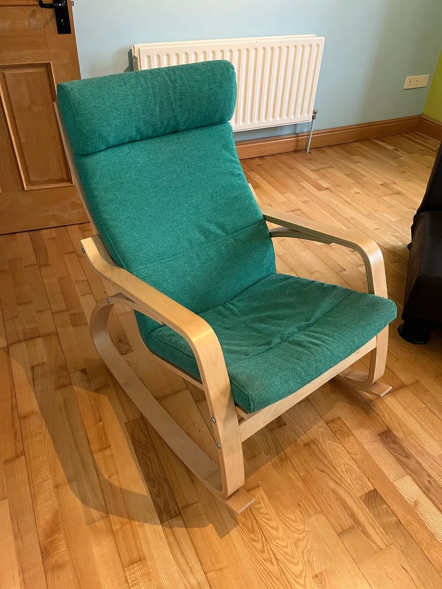 Couch bed and rocking chair - Image 3