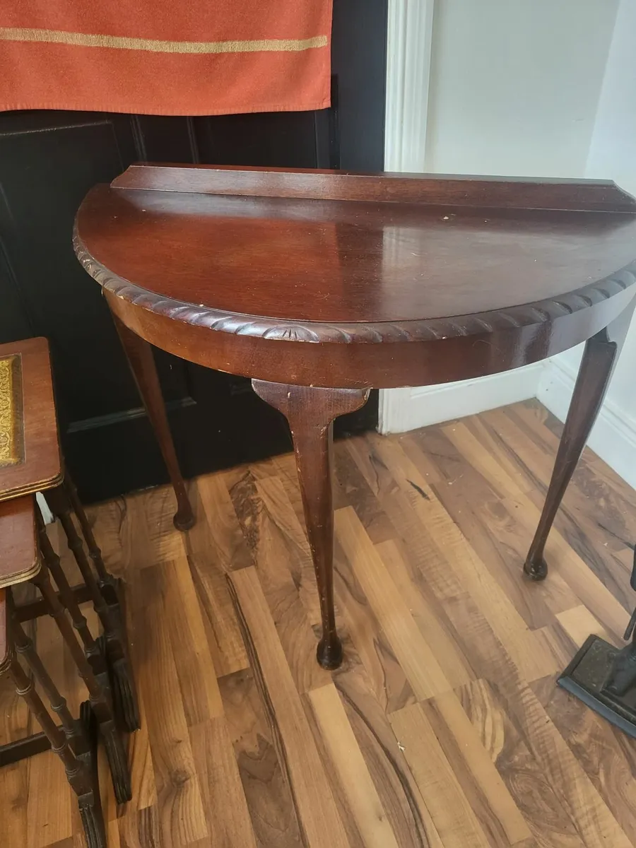 Nest of tables - Image 2