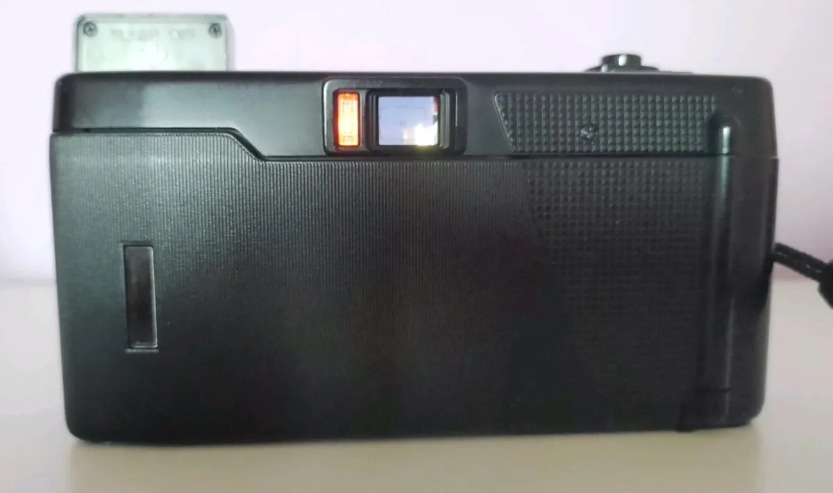 Nikon L135AF film camera - Image 2