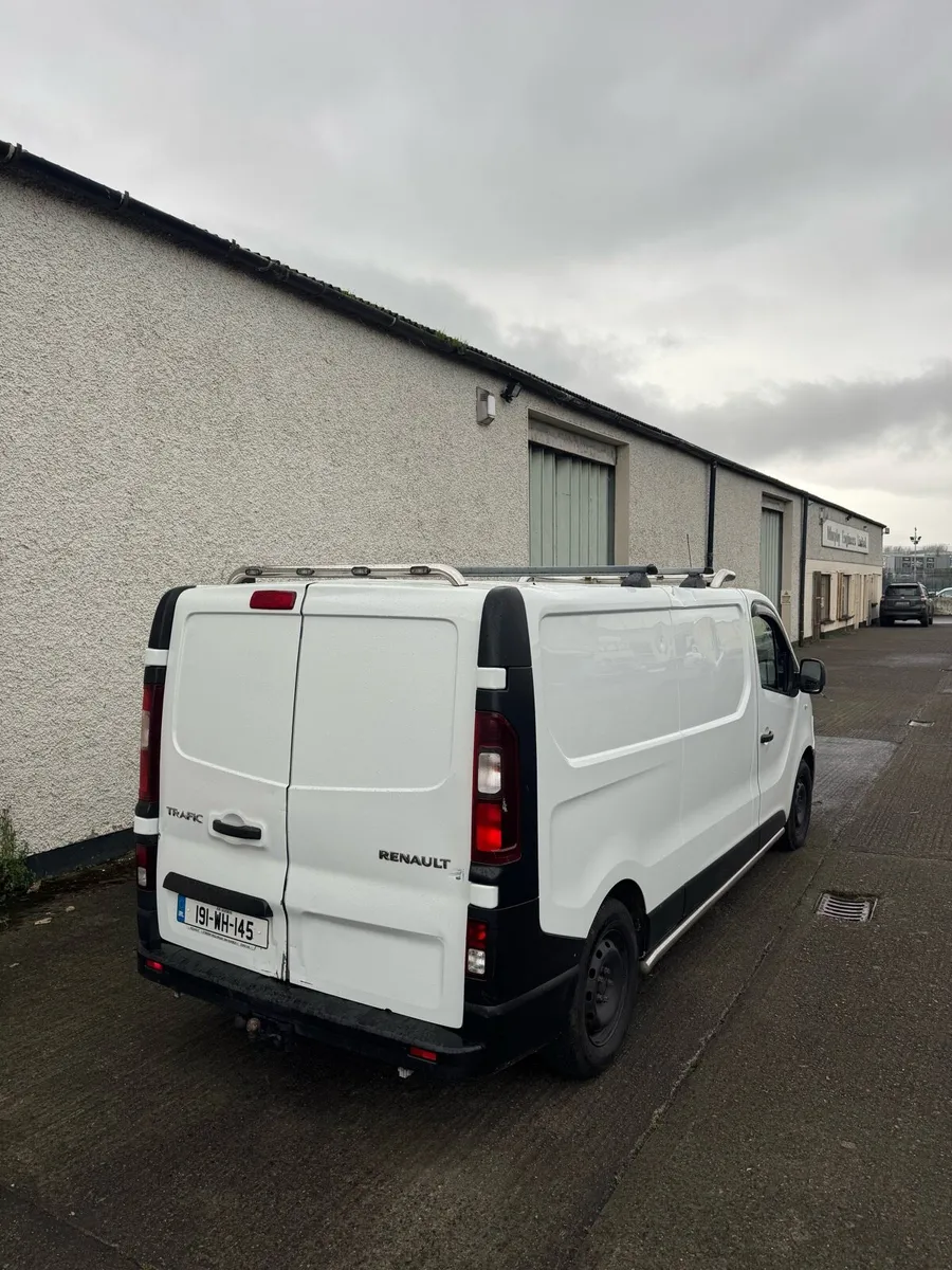 191 Renault Traffic 138 Kms - Image 2