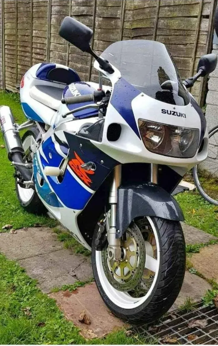Suzuki srad 750 - Image 1
