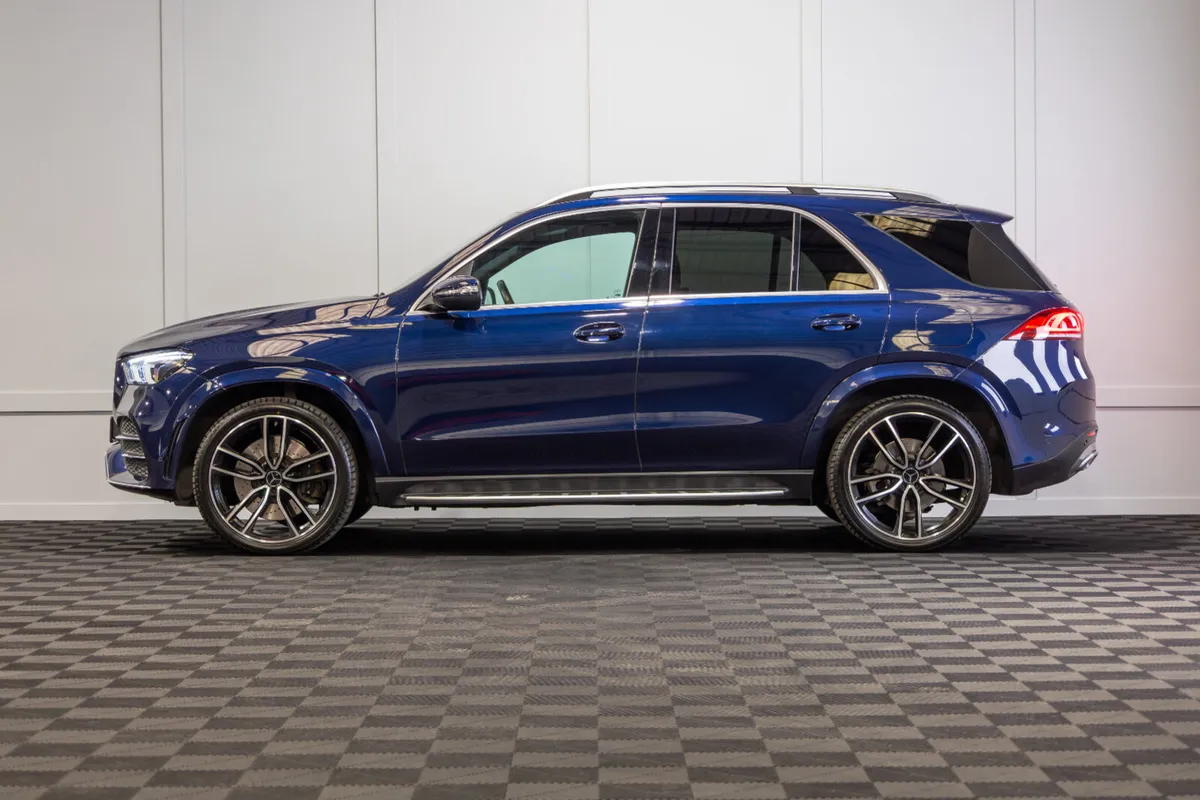 2022 Mercedes-Benz GLE 350de AMG Line 5 Seat N1 - Image 3