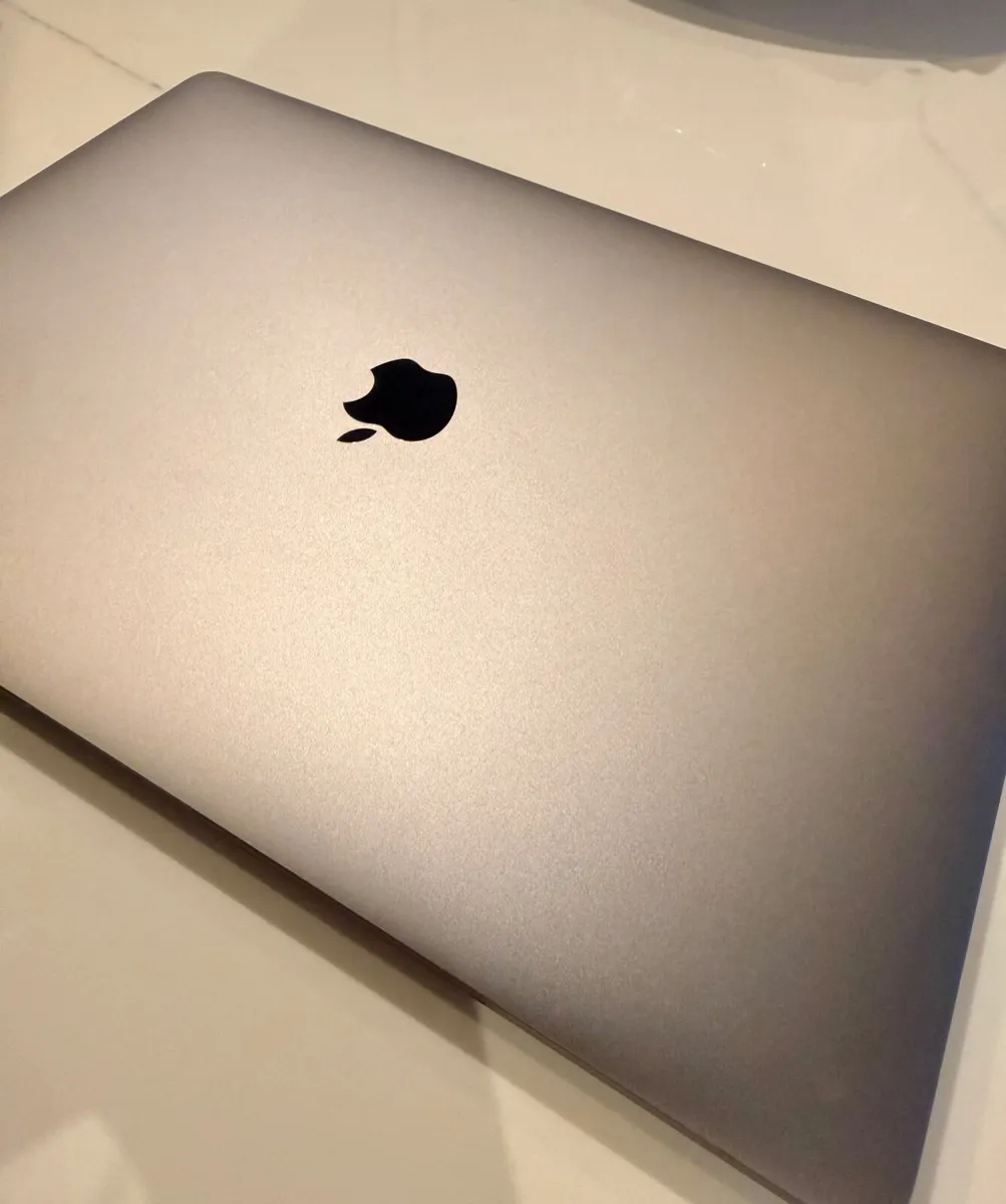 Apple MacBook Pro 16-inch (2019) - Image 3