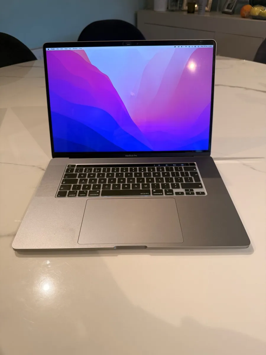 Apple MacBook Pro 16-inch (2019) - Image 2