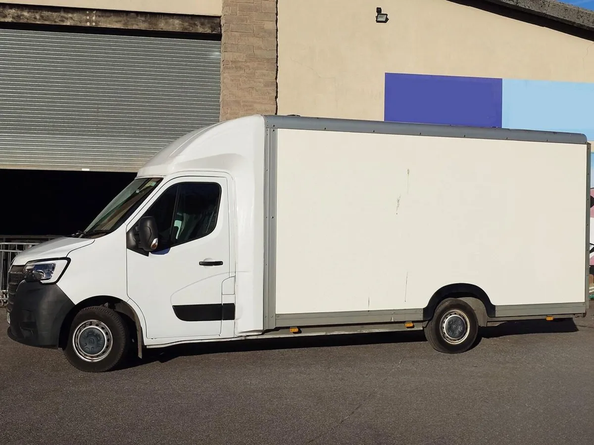2023 Renault Master Luton Box Low Loader Van - Image 2