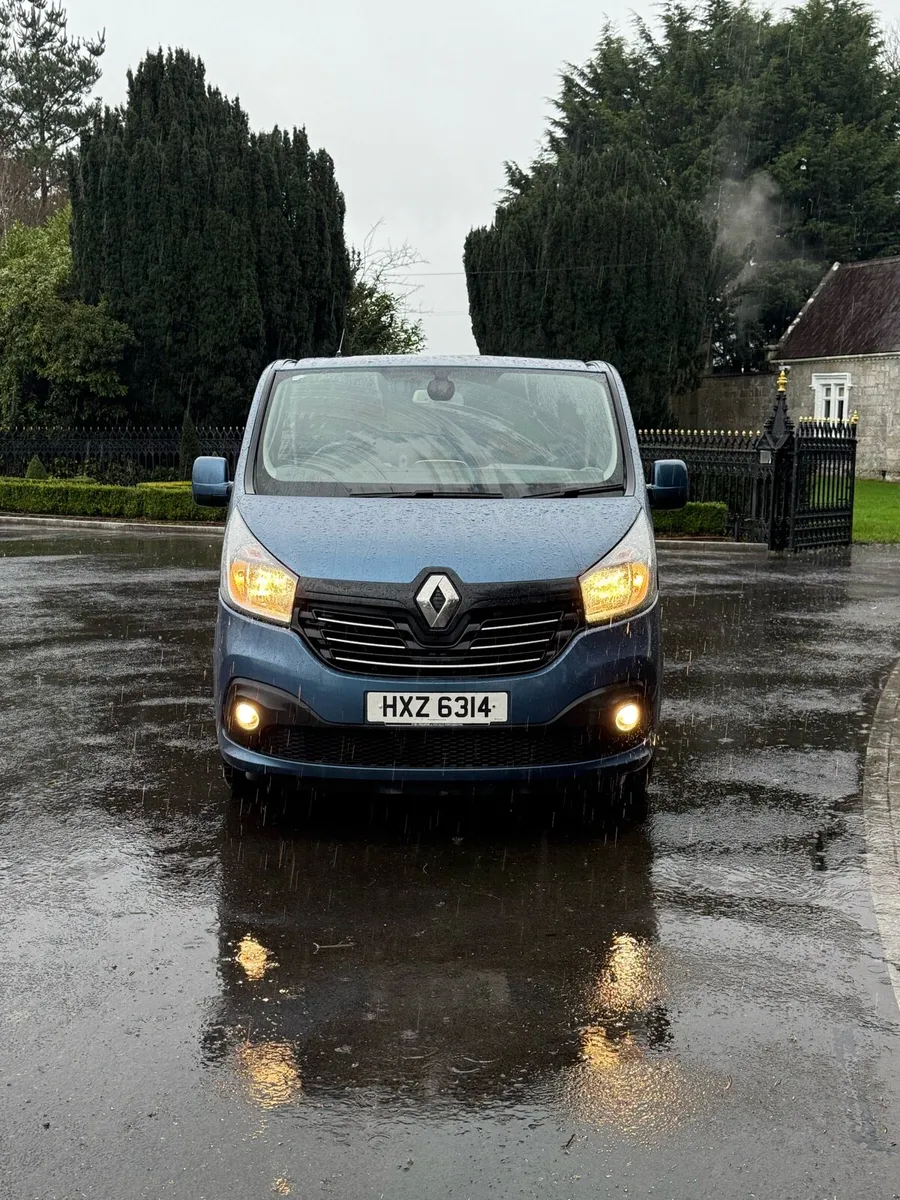 Renault trafic SPORT - Image 2