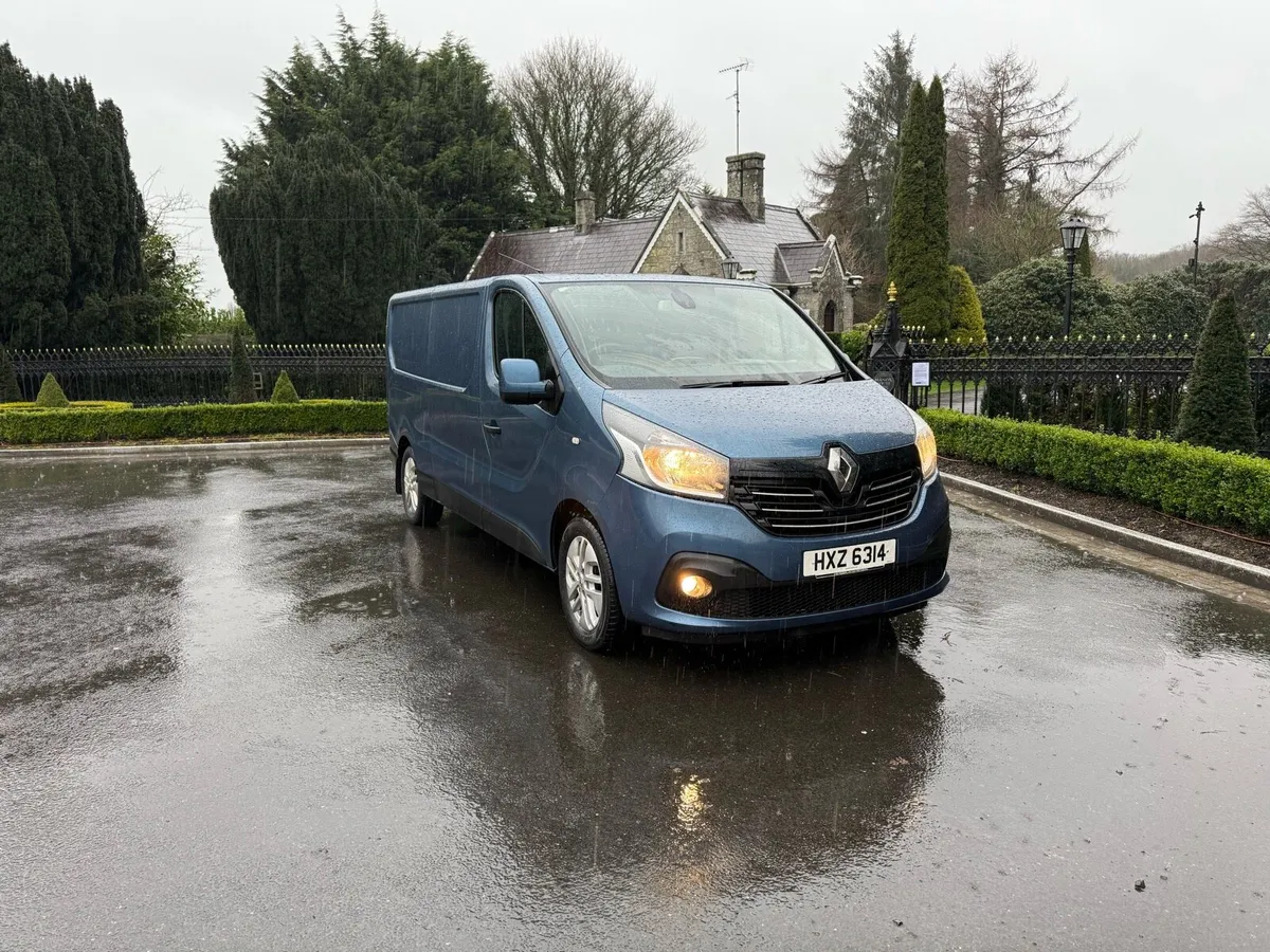 Renault trafic SPORT - Image 3