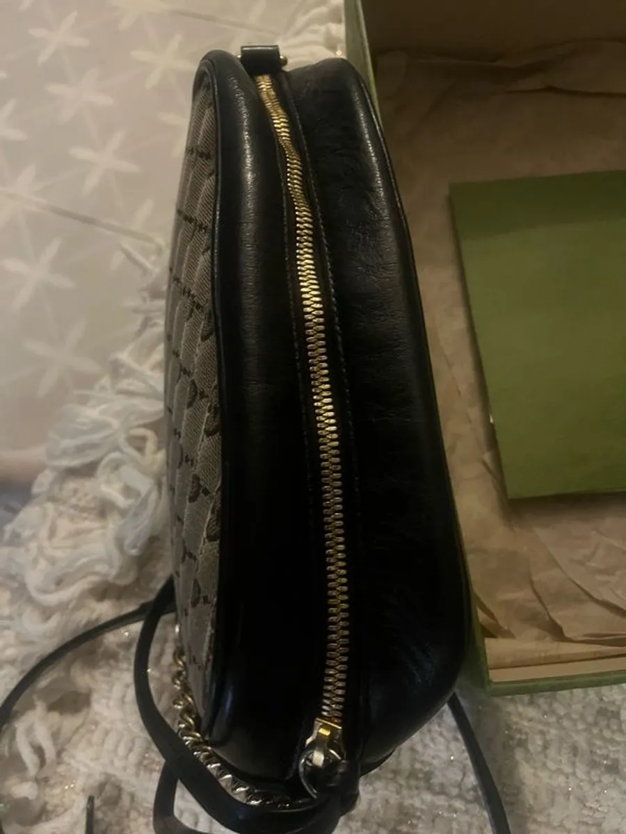 Gucci handbag - Image 4