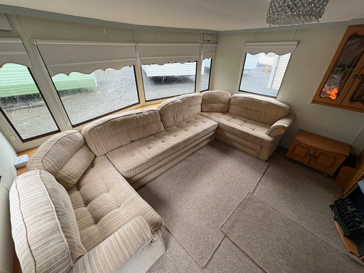 Abi Montrose 36x12 3 Bedrooms - Image 2