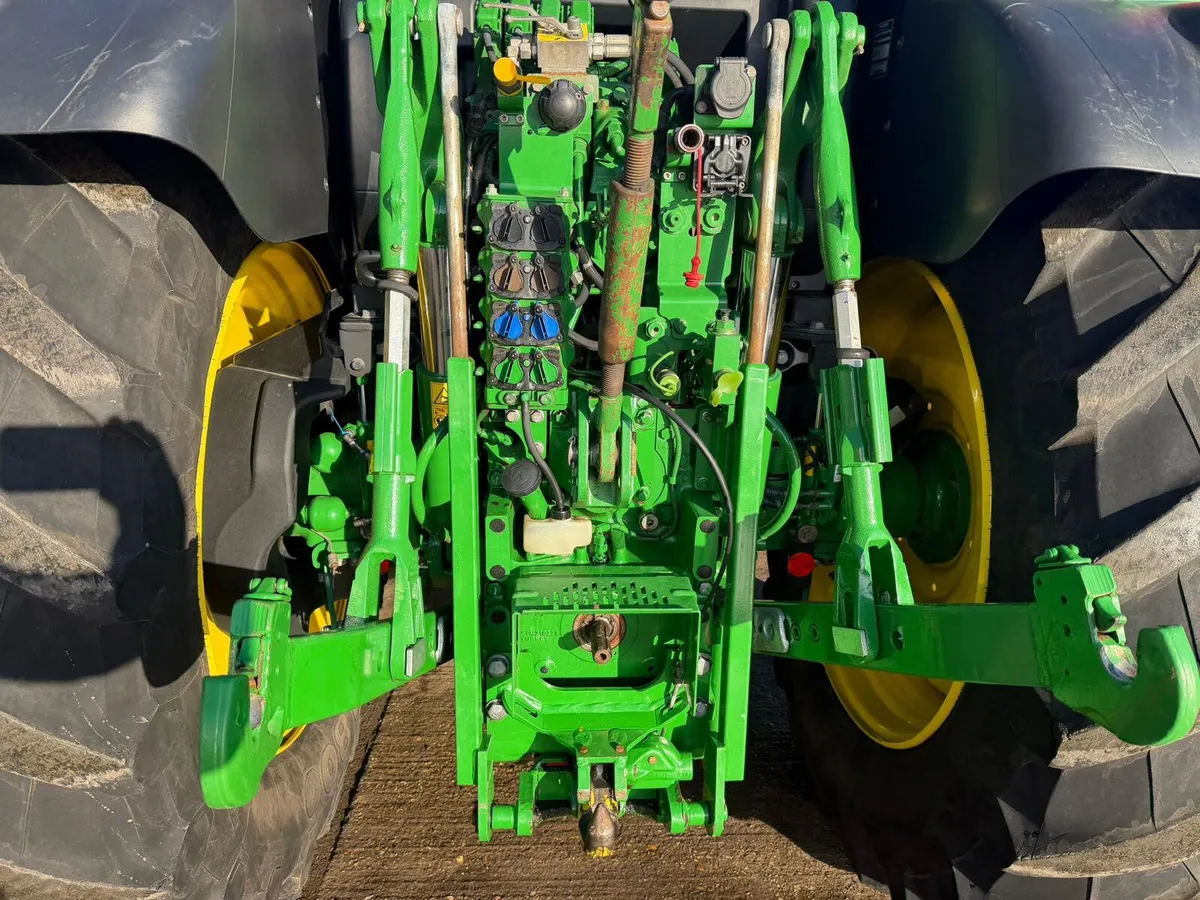 2024 John Deere 6R155 - Image 3