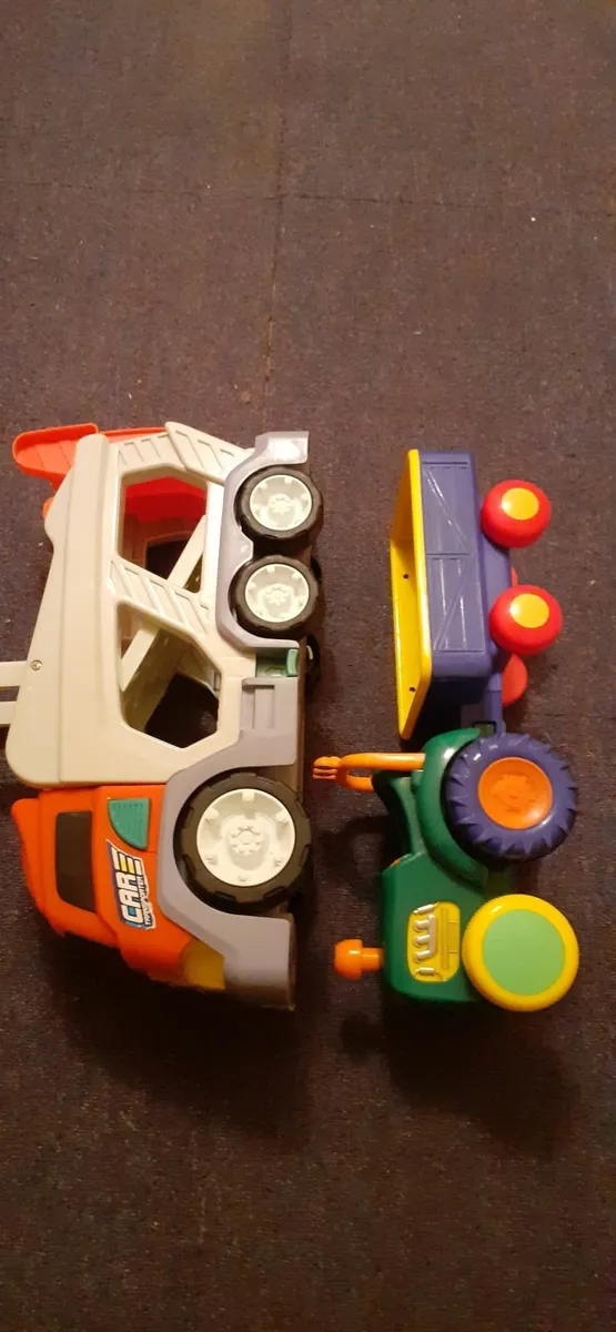 Toys Truck and tractor for sale - Image 2