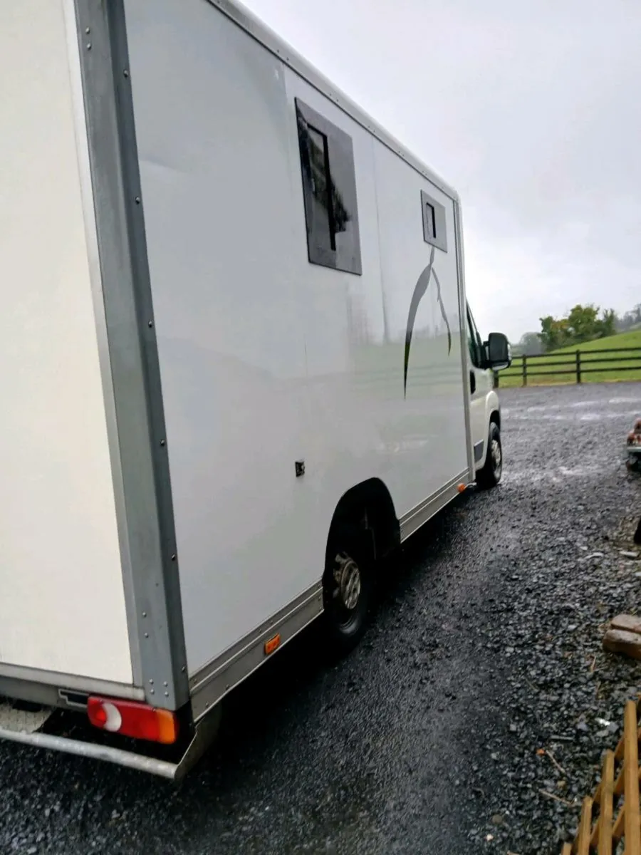 Horse truck - Image 3