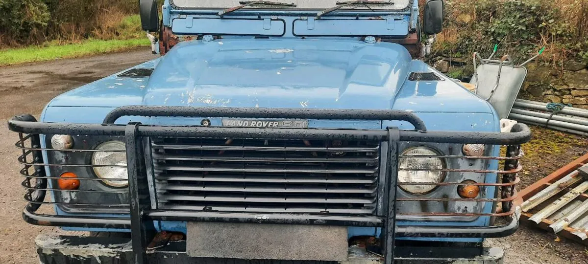 Land-rover 90 - Image 1