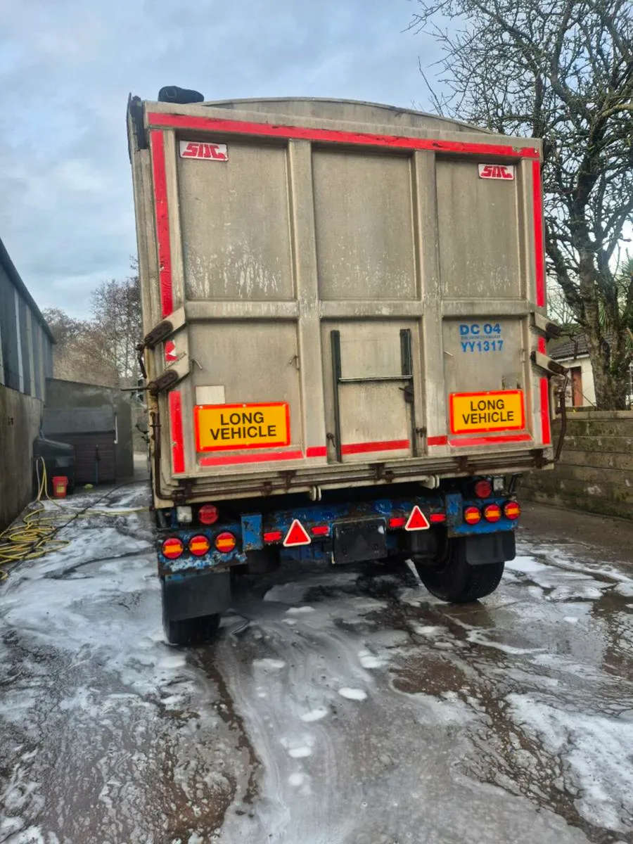Bulk tipper - Image 2