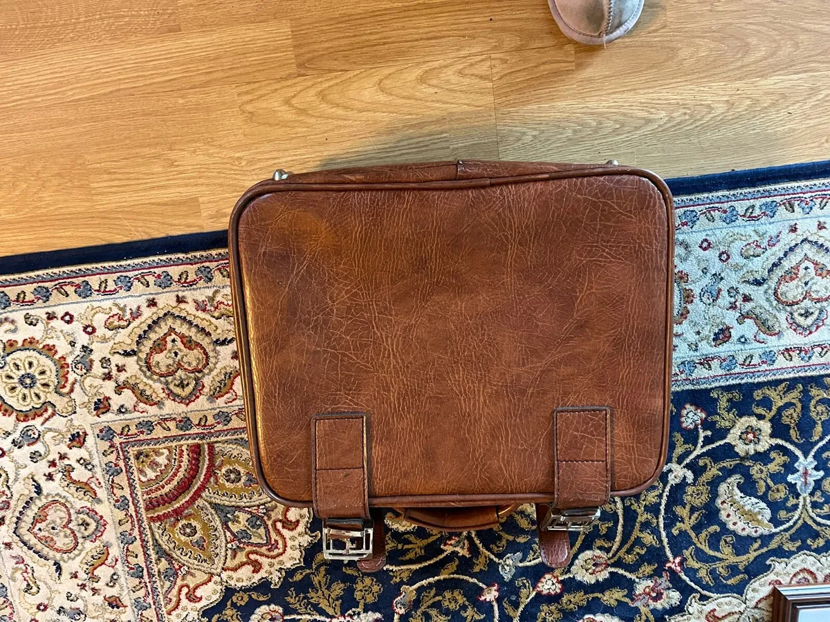 Original leather suitcase - Image 4