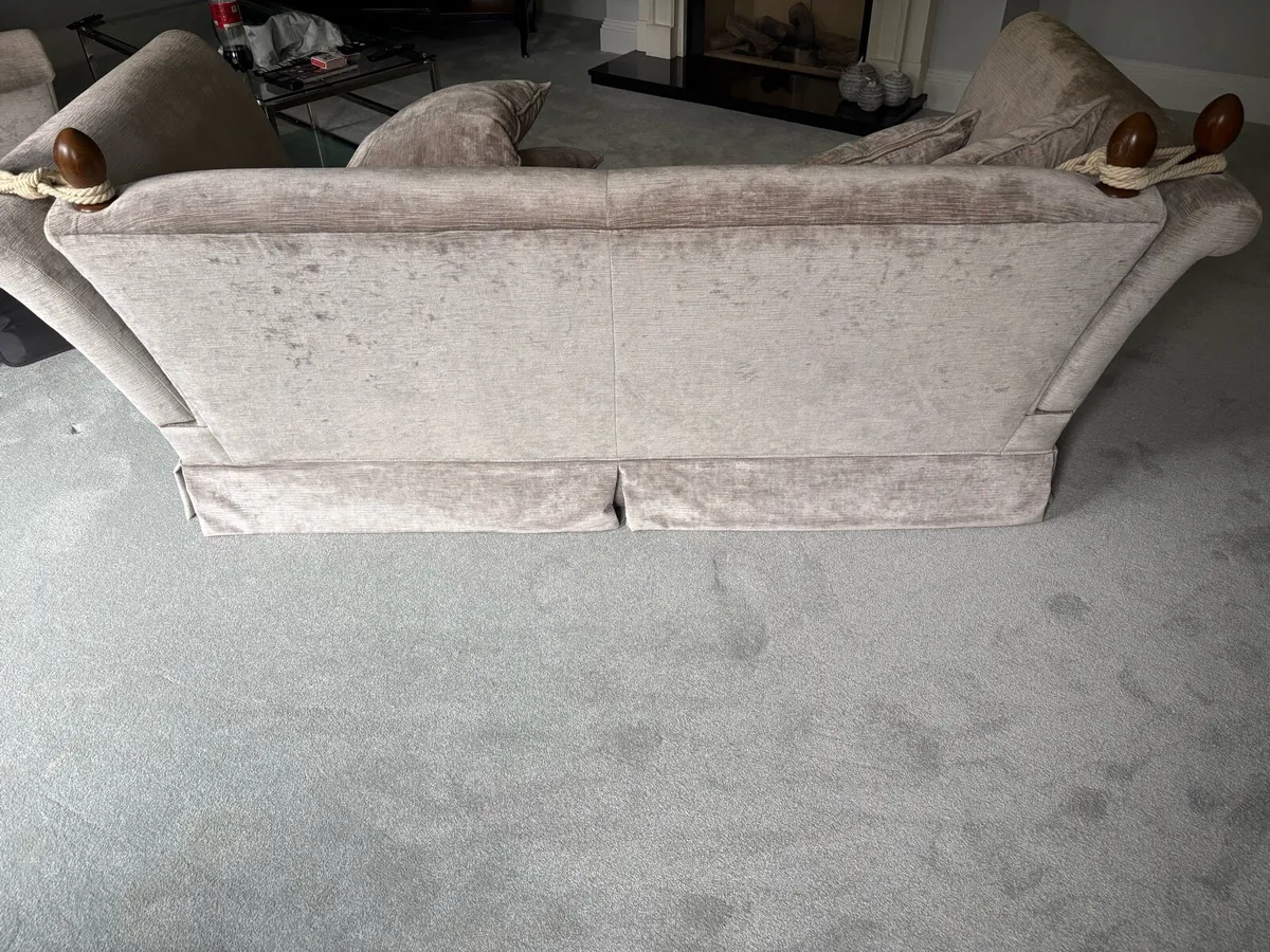Sofa - Image 3