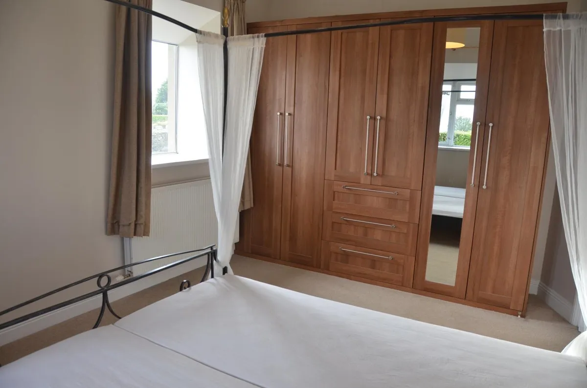 6ft Wrought Iron, 4 Poster Bed - Image 1