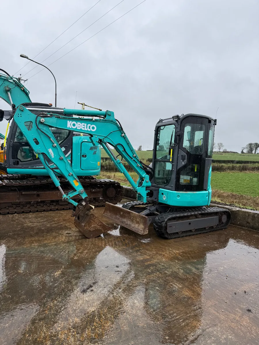 Kobelco SK30SR-6 - Image 1
