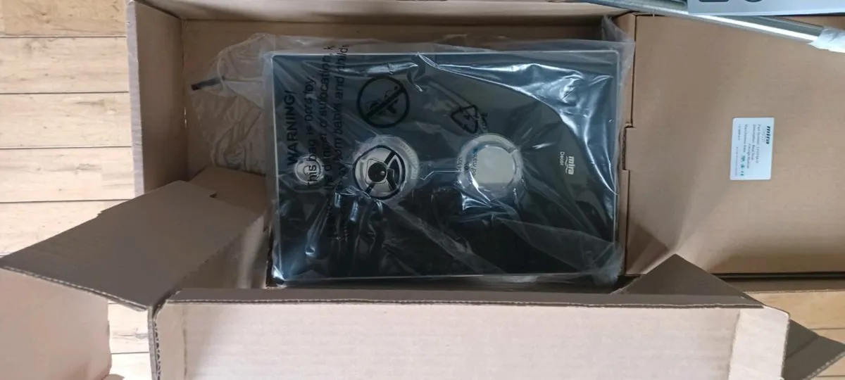 Electric shower - Image 2