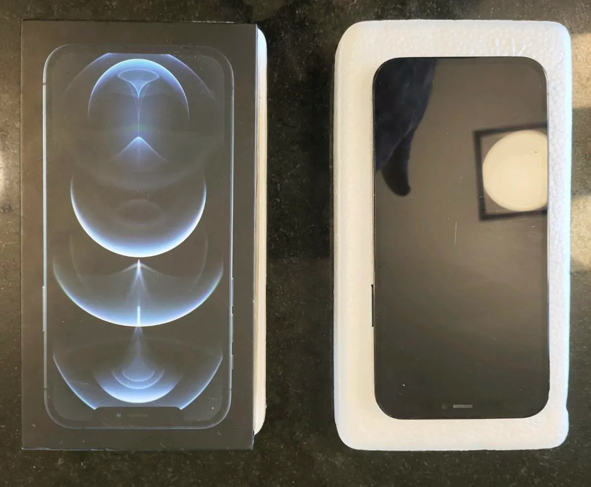 iPhone 12 Pro 128gb - Image 3