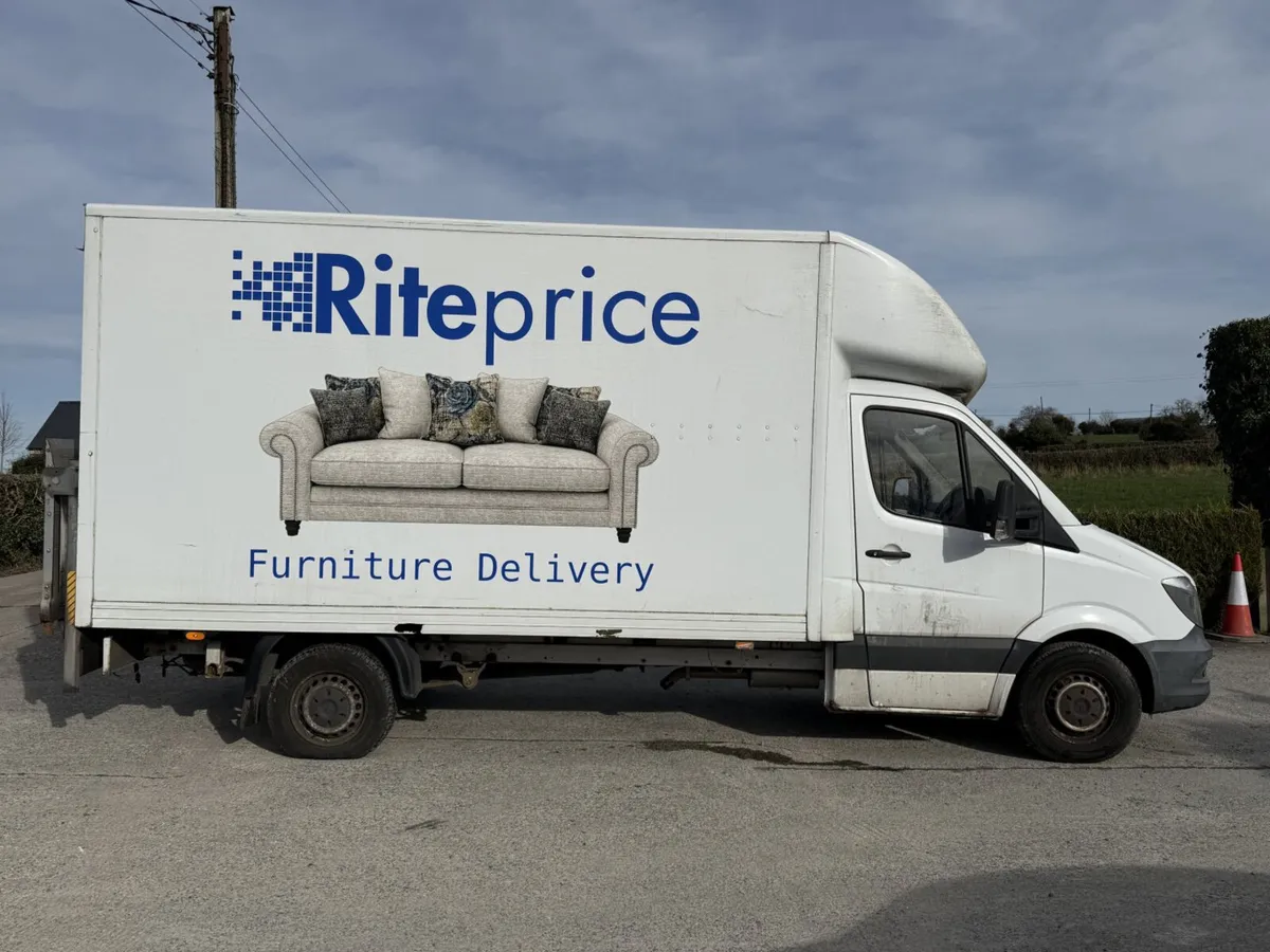 2014 Mercedes Benz Sprinter 313 **Online Auction** - Image 3