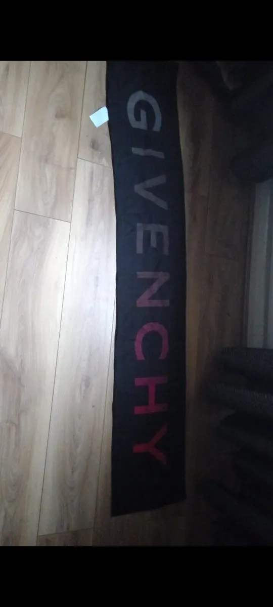Givenchy scarf - Image 1