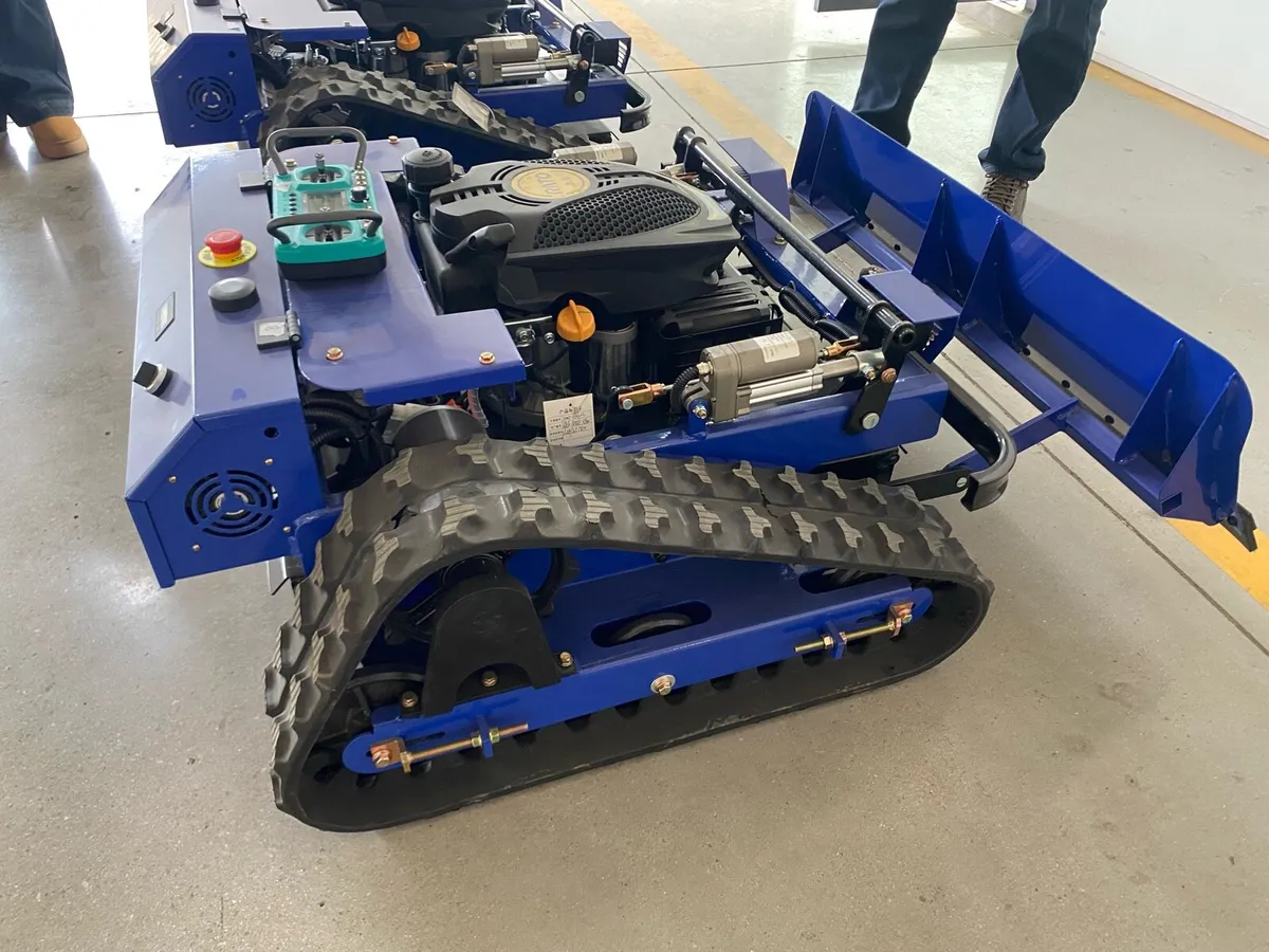 Remote Control petrol Mower Topper Flailer - Image 4