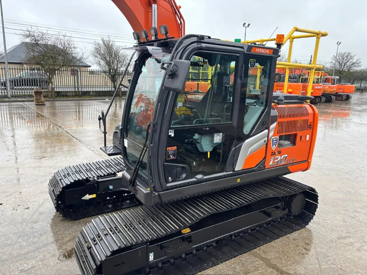 Hitachi ZX130LCN-7 - Image 2