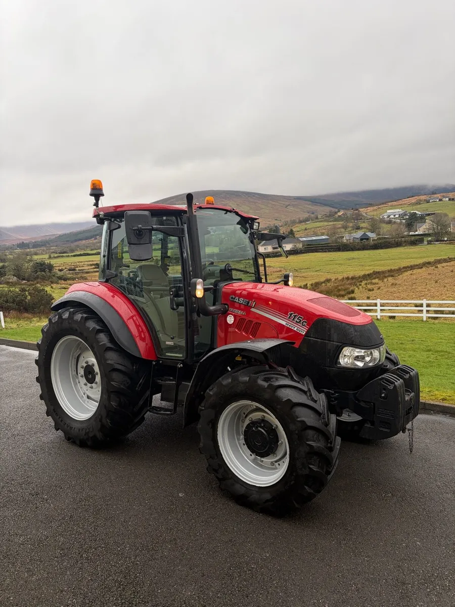 2020 Case farmall 115c - Image 1
