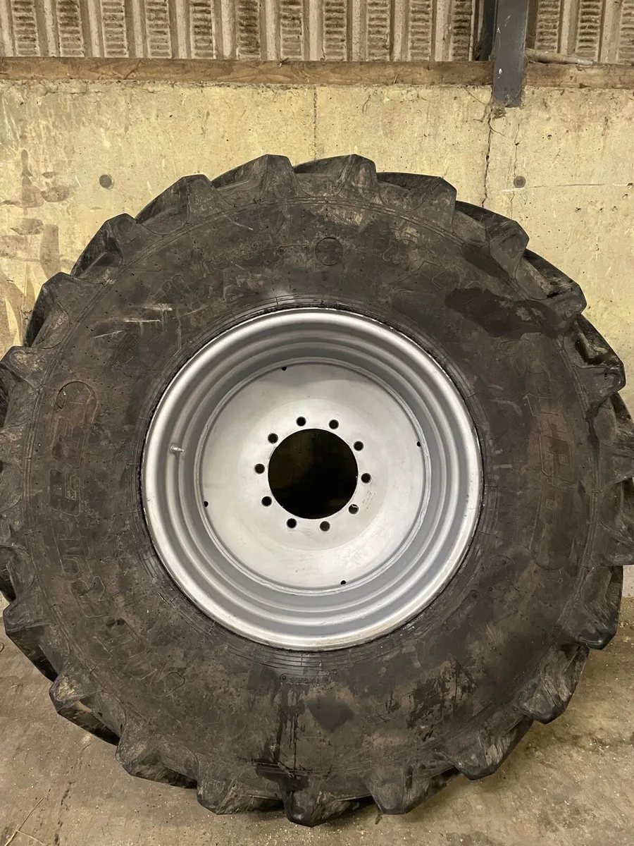 Tanker tyre - Image 1
