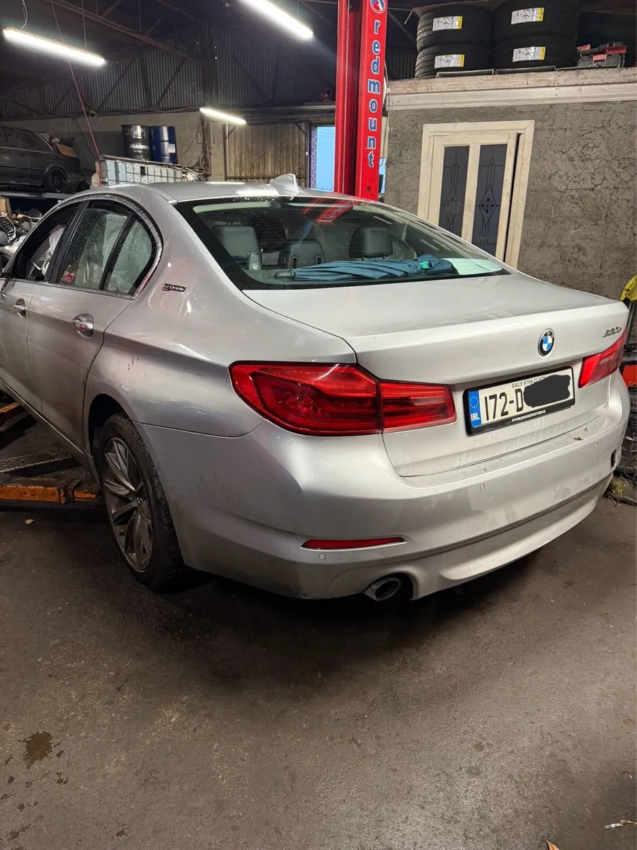 2017 BMW 530e G30 auto parts only - Image 4