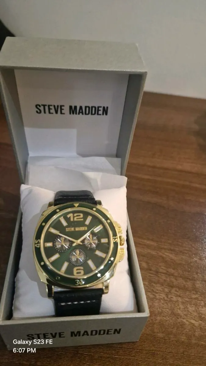 Steve Madden watch - Image 3