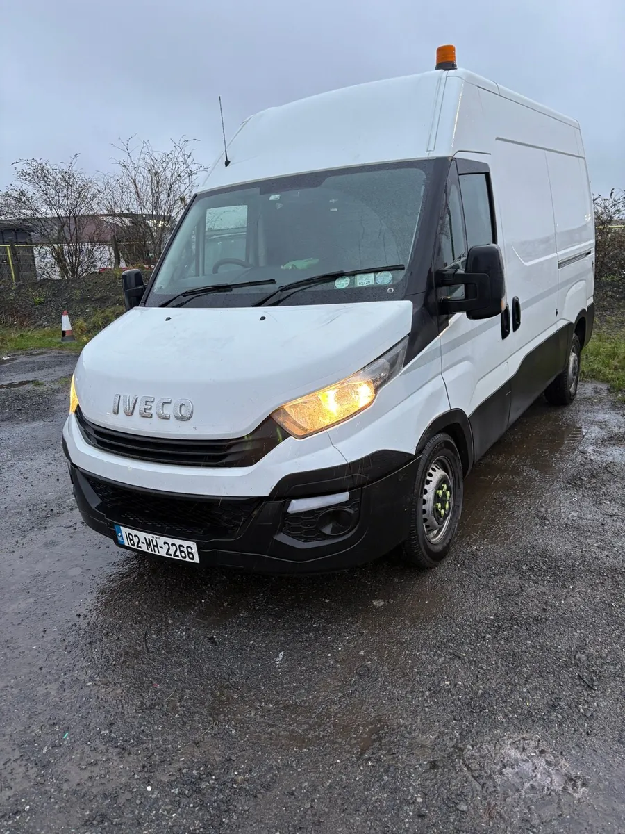 Iveco daily workshop van - Image 2