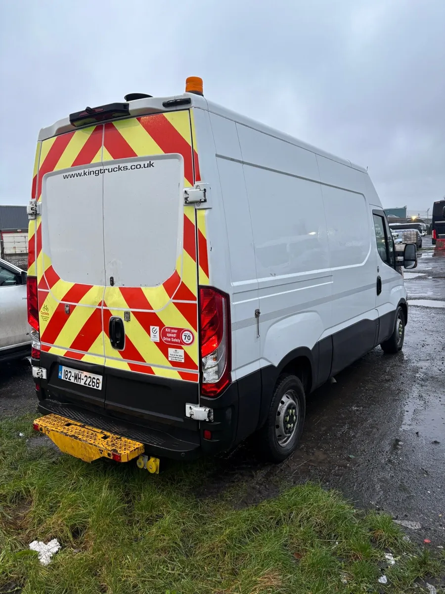 Iveco daily workshop van - Image 4