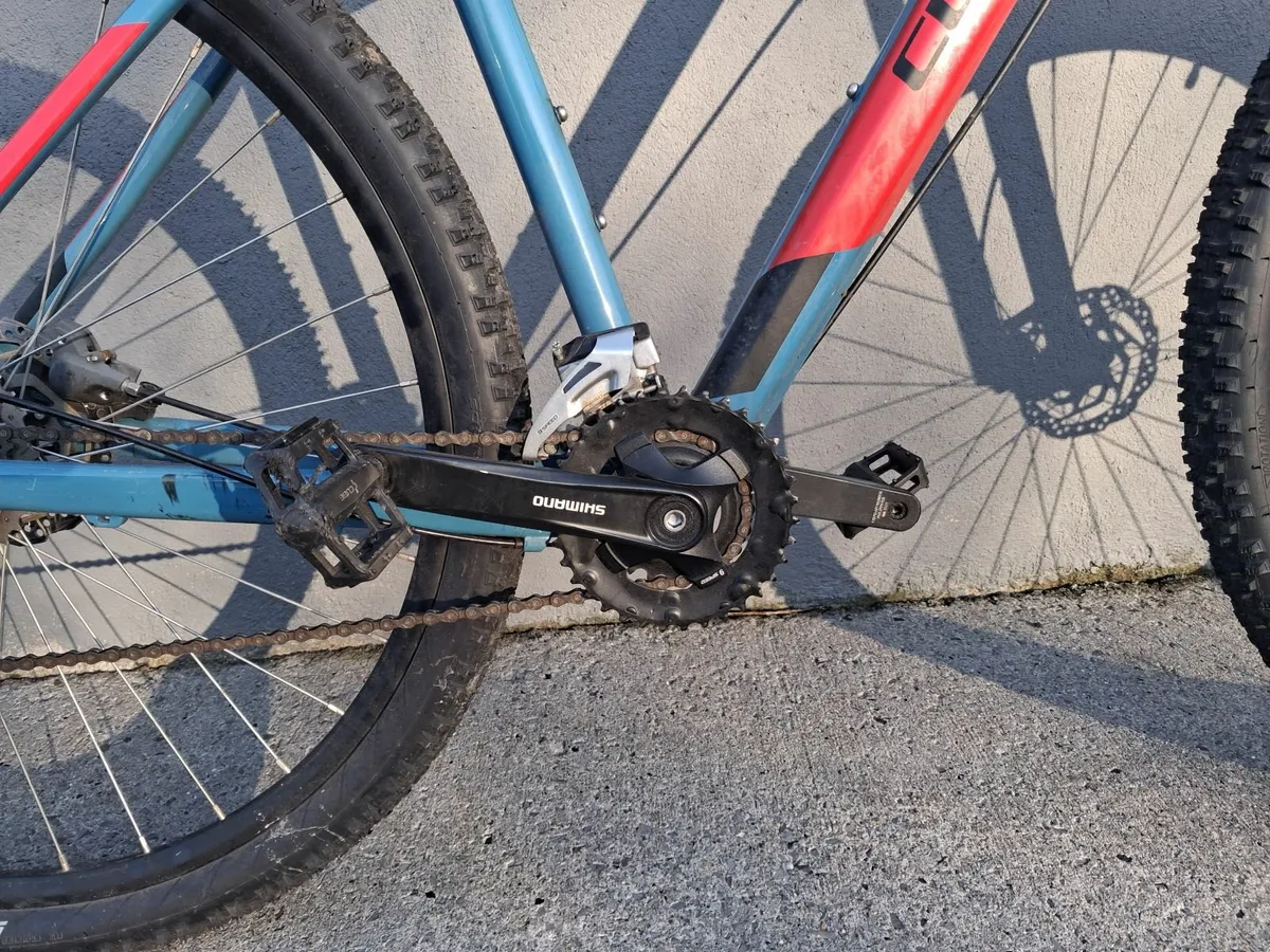 Online Auction Of A Bicycle & More! - Image 1