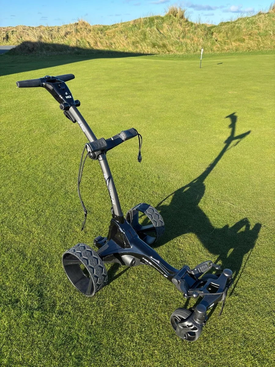 MGI Zip Navigator Remote Controlled Trolley - Image 1