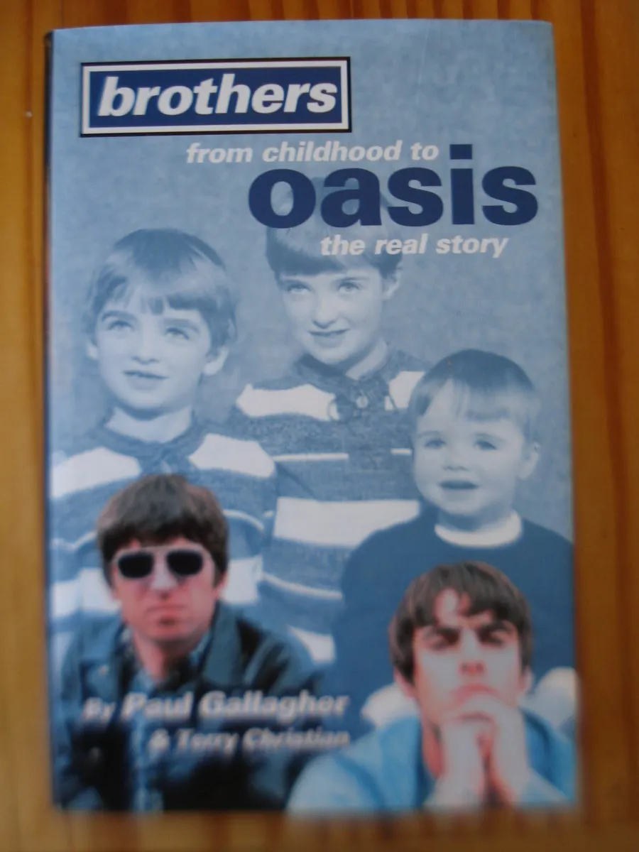 BOOKS ON POP STARS AND ROCK BANDS. - Image 2