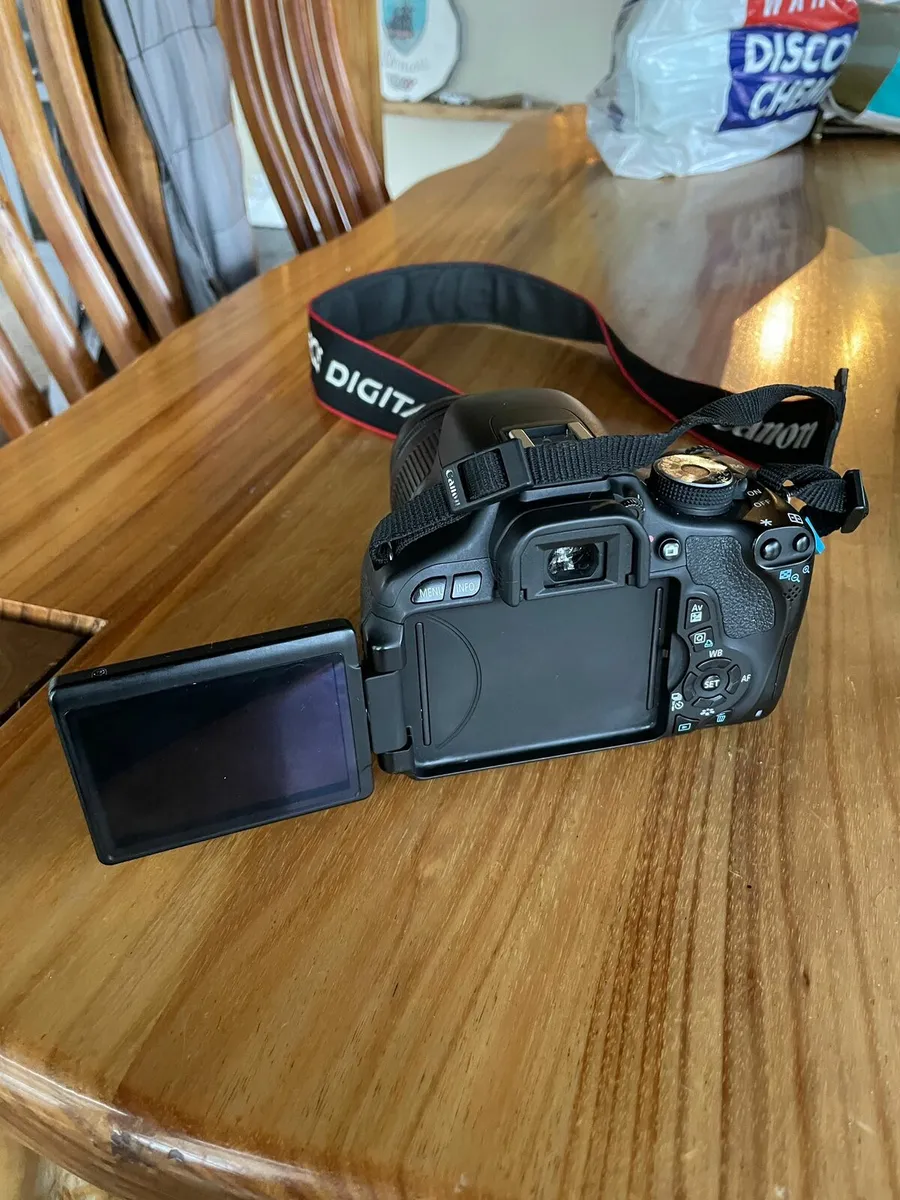 Cannon Eos 600D  DSLR Camera. - Image 3