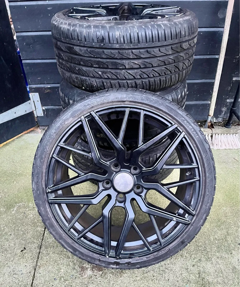 Volkswagen 19” Alloy Rims plus low profile tyres - Image 1