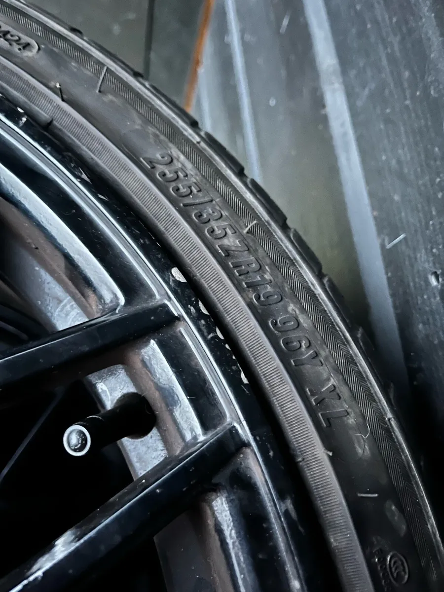 Volkswagen 19” Alloy Rims plus low profile tyres - Image 2
