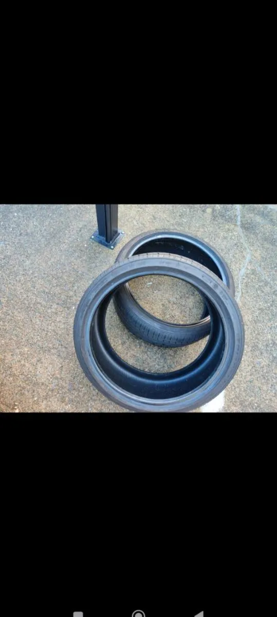 2x tyres 245/35/20R - Image 4